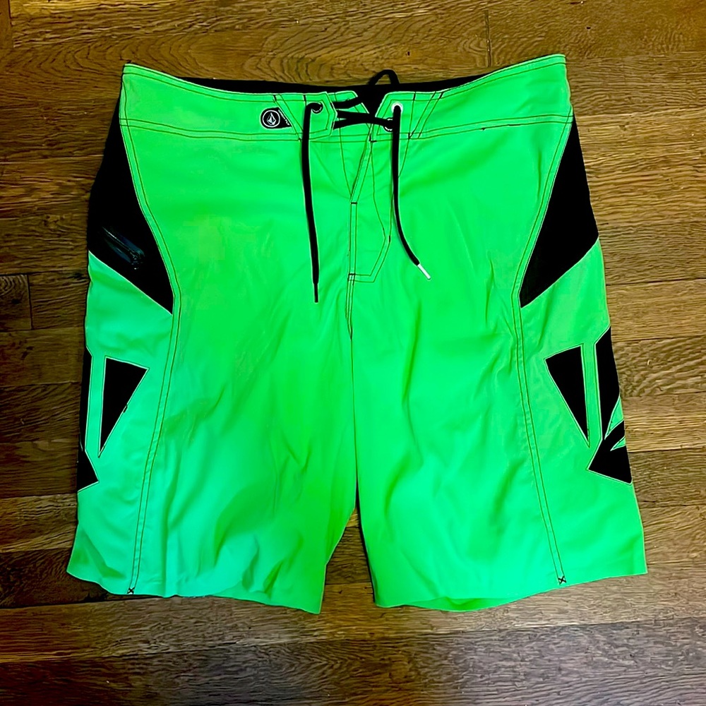Volcom board shorts